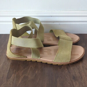Sorel Ella Sandal Size 9 in Green Lightly Used